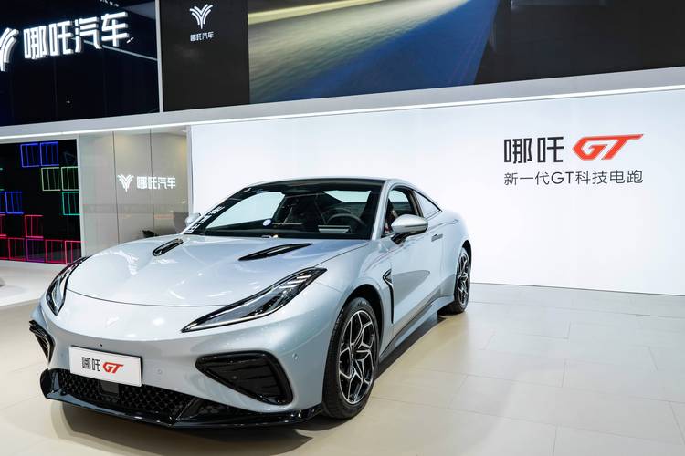 重庆涪陵区讯扬优企业管理咨询哪吒汽车在智能汽车领域的表现，领途汽车在新能源汽车市场中的影响力